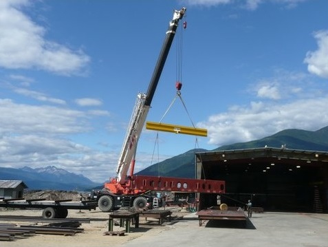 first-keel-module-being-moved-out-of-fabrication-shop