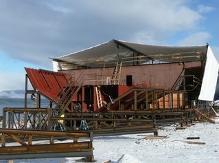 working-under-the-big-top7-320x238